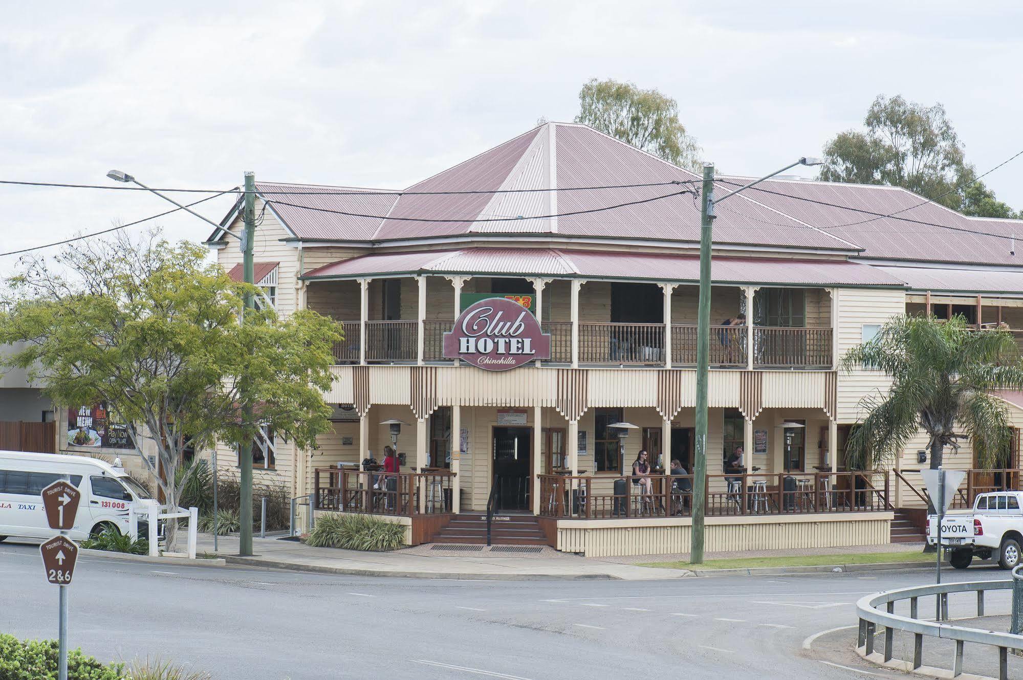 The Club Motor Inn Chinchilla Exterior photo