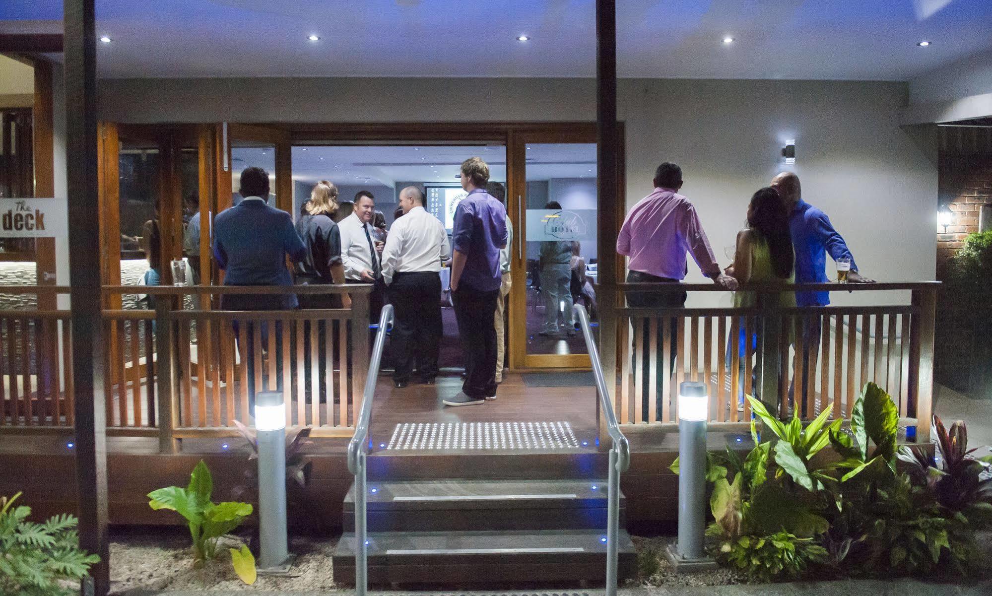The Club Motor Inn Chinchilla Exterior photo