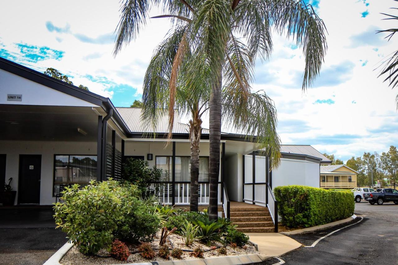The Club Motor Inn Chinchilla Exterior photo